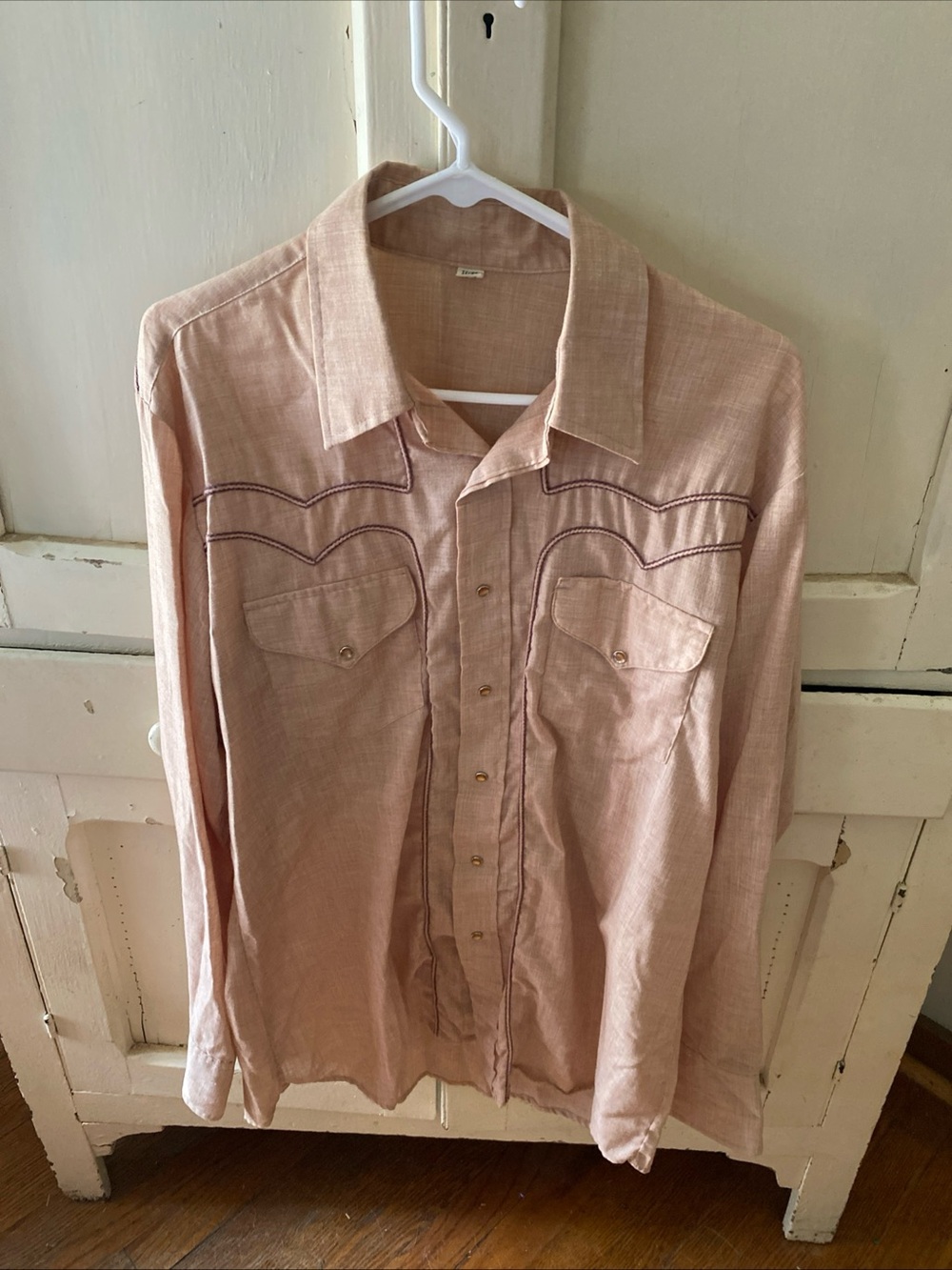 Men's Tan  Casual Button-Down Western Shirt with pearl snaps vintage 1960s